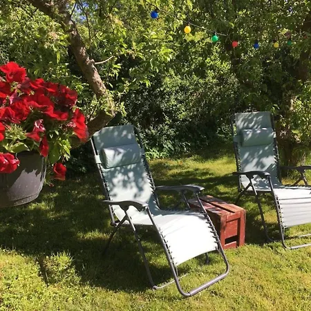 'blue House' In Vintage Villa&garden Guest house *