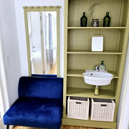 Guest house 'blue House' In Vintage Villa&garden *